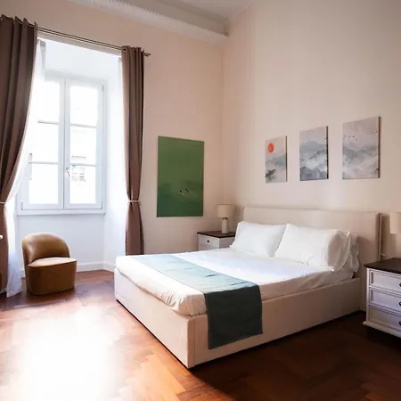 Romantica Near Borghese * Roma