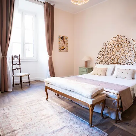 Romantica Flat Near Villa Borghese