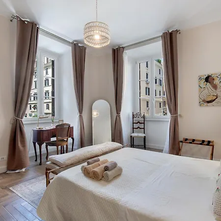 Appartamento Romantica Near Borghese