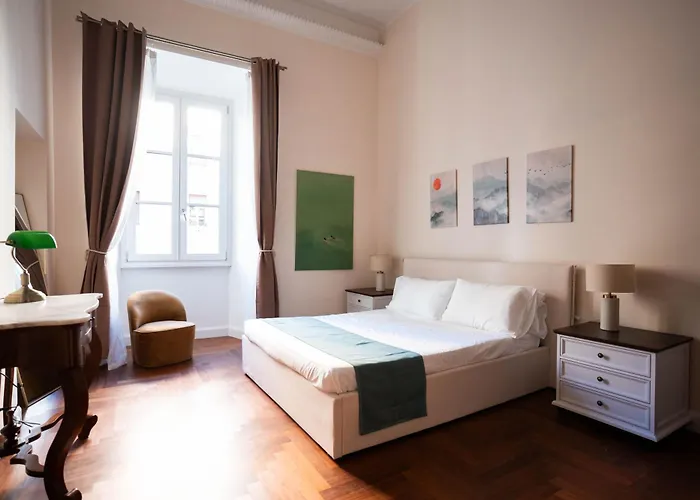 Romantica Near Borghese * Roma