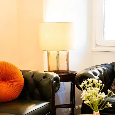 Romantica Flat Near Borghese Apartman *