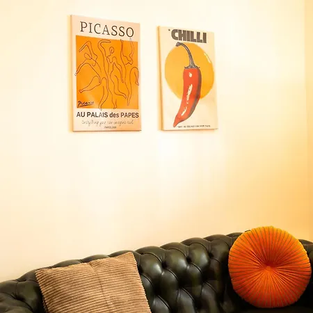 Romantica Flat Near Borghese Apartman